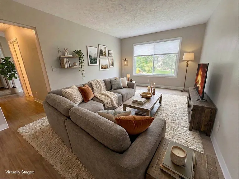 EastPointe — Photo 1