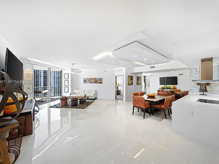 17301 Biscayne Blvd #1803 — Photo 4
