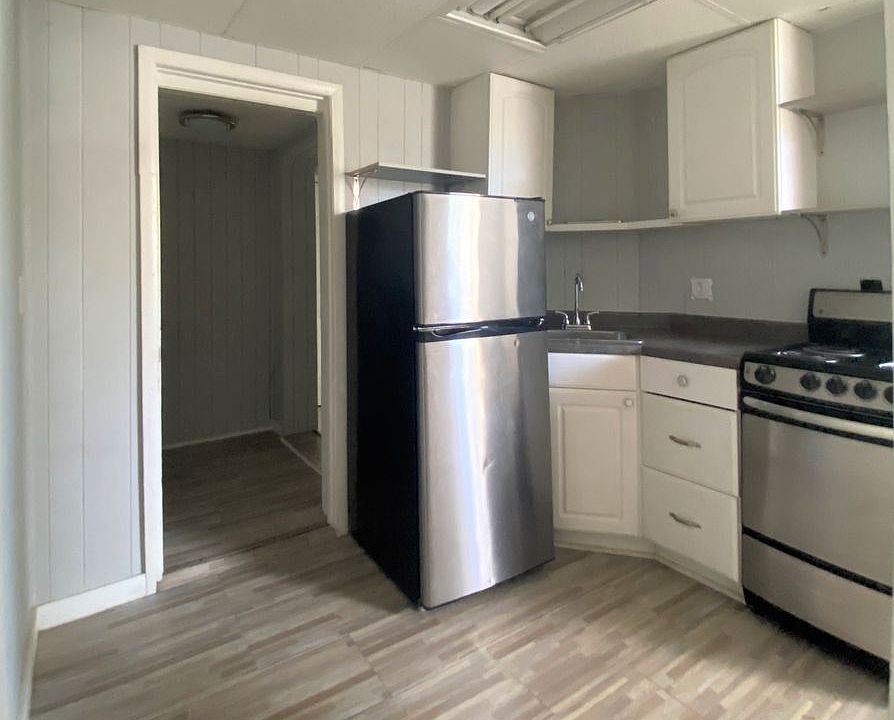1st image of 3000 Beach Blvd S #3