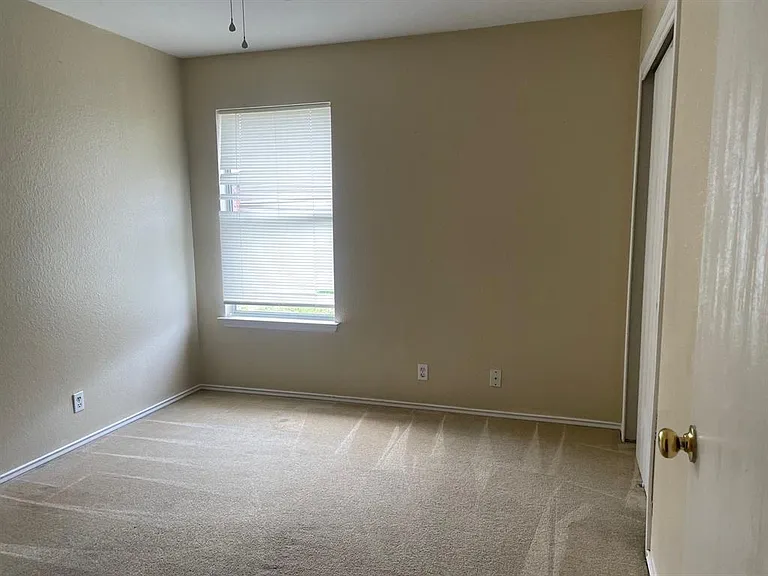 223 Nicole Way — Photo 16