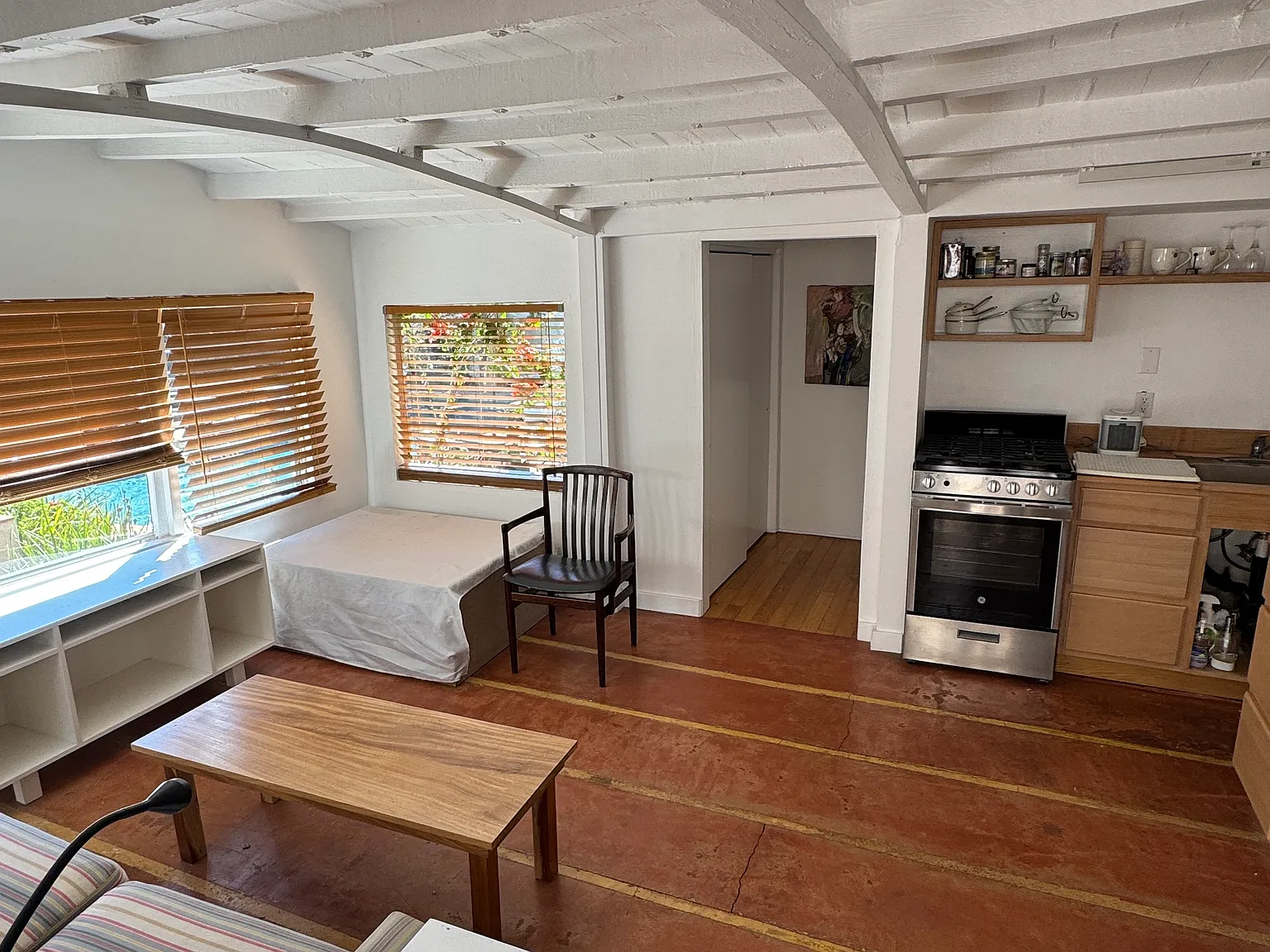 3600 Mountain View Ave — Photo 2