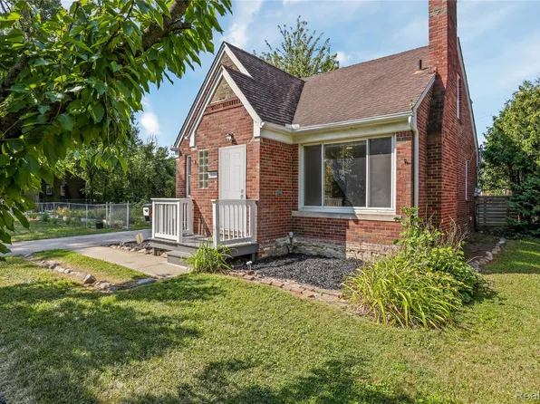 5805 Guilford St, Detroit, MI 48224