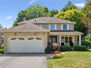 11 Bitzer Ct, Cambridge, ON N3C3R6