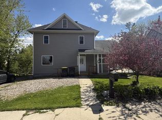 201 Center St, Elroy, WI 53929