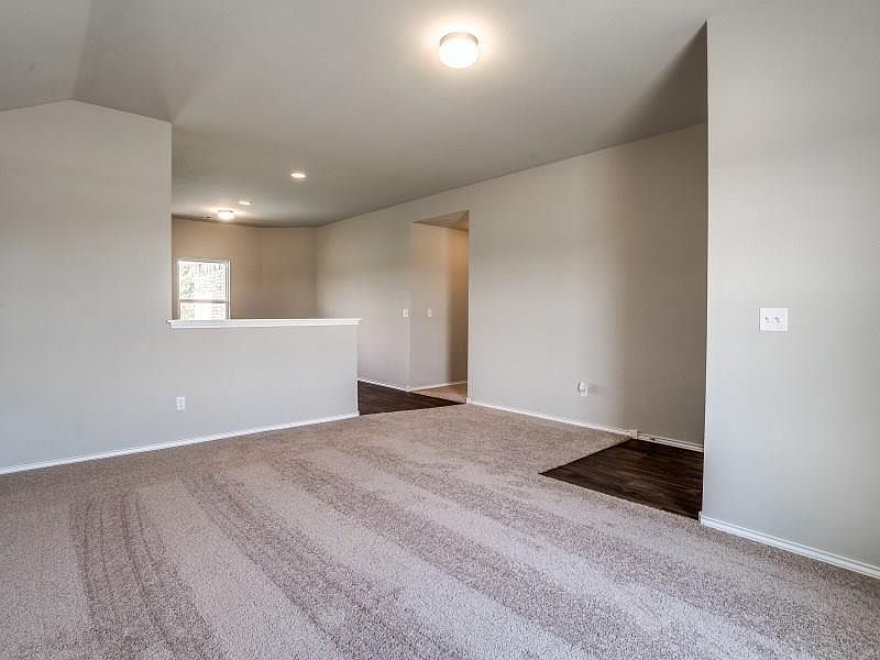 2nd image of 7717 Leichter Ave