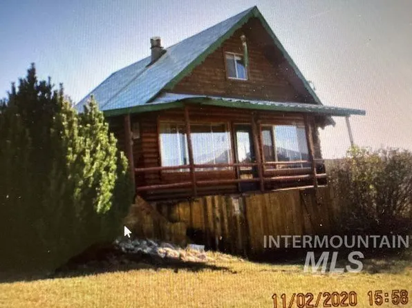 10084 Timberrim Dr, Cascade, ID 83611