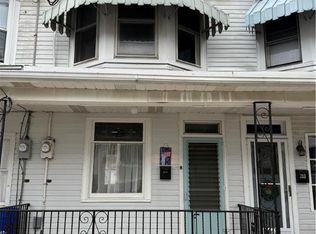 213 1/2 Penn St, Tamaqua, PA 18252