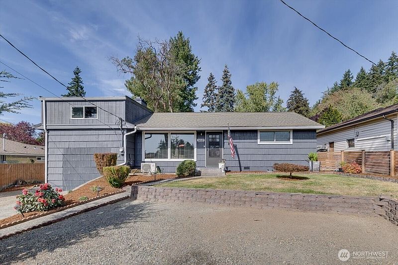 2nd image of 1416 NE 158th Street