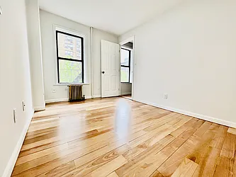 Rented by Nolita Group