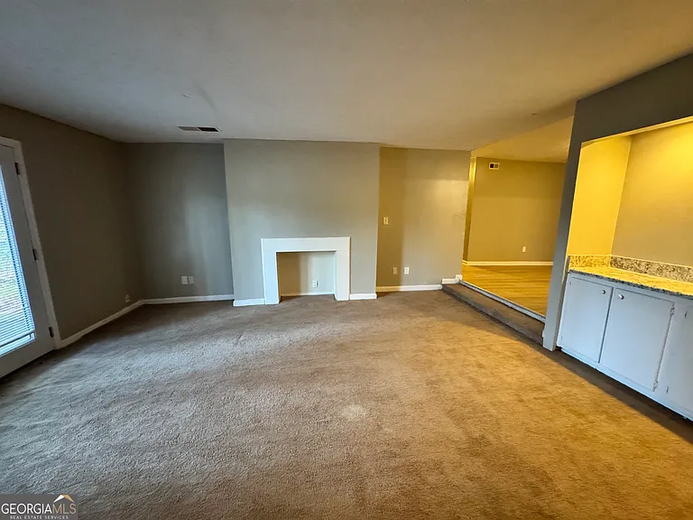 3575 Oakvale Rd #911 — Photo 6
