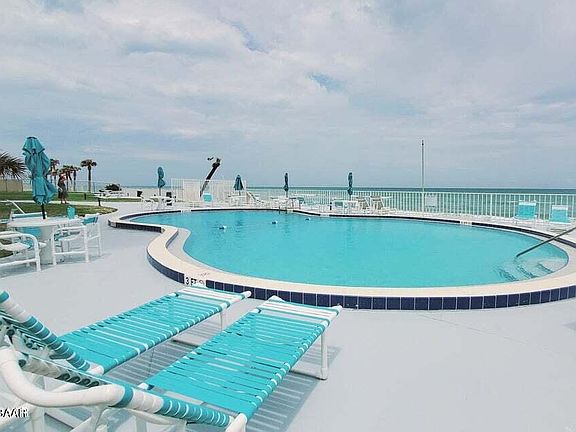 4th image of 1575 Ocean Shore Blvd APT 407