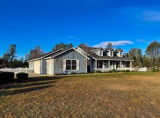 15801 Cloverdale Rd, Anderson, CA 96007