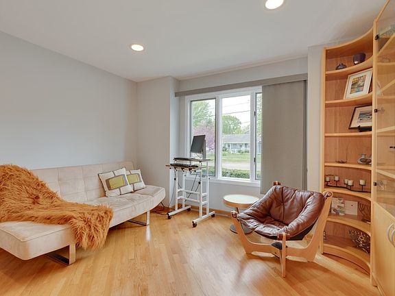 2nd image of 1161 Greenwood Ave