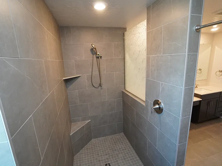 245 E Caldera St — Photo 38