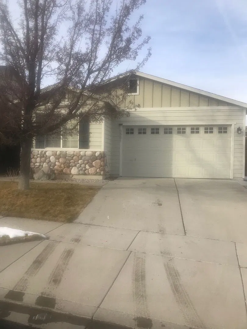 Welcome Home! — Photo 1