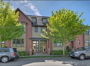 1117 NE High St, Issaquah, WA 98029