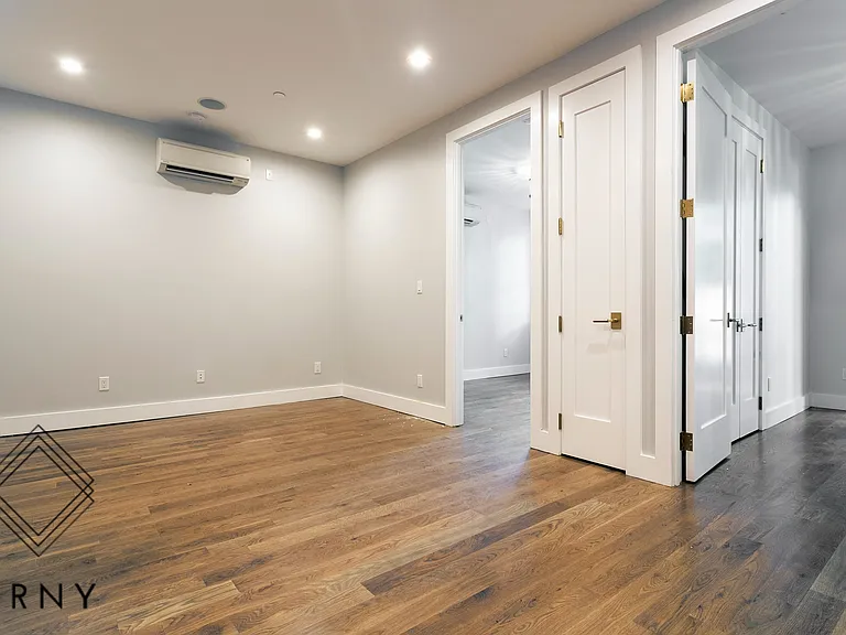 543 Marcy Ave #3L — Photo 5
