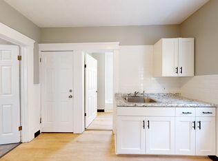 3465 W 56th St, Cleveland, OH 44102