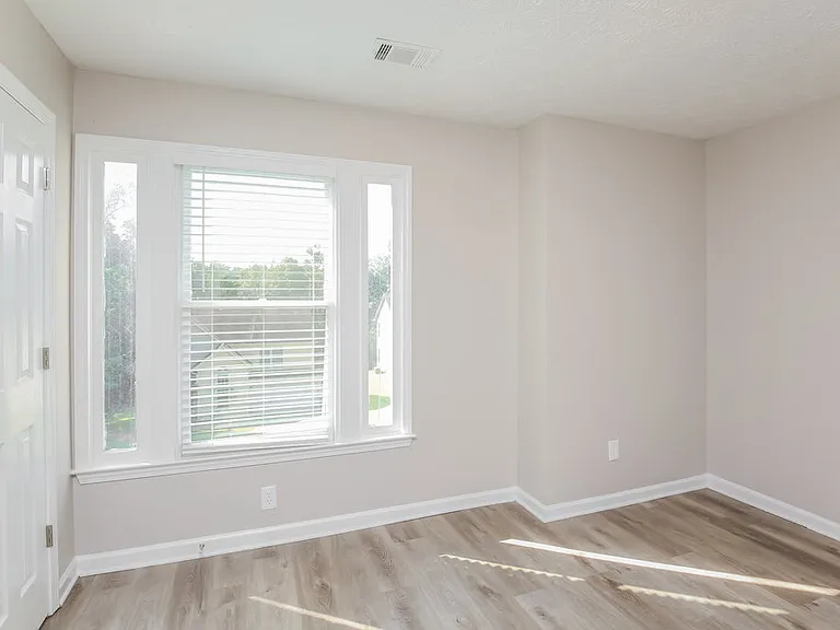 4988 Wynhurst Way — Photo 11