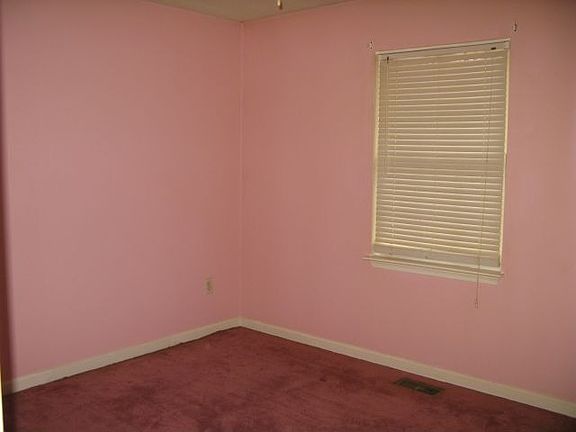 5th image of 740 Canterbury Dr