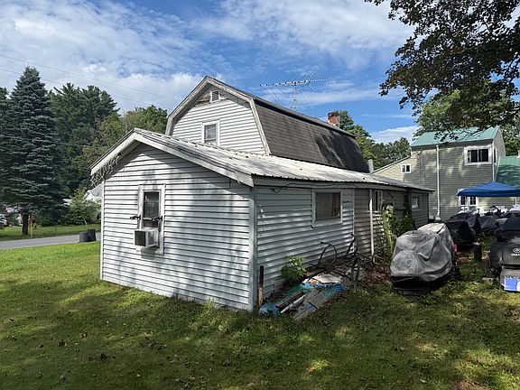 3rd image of 409 Progress Rd