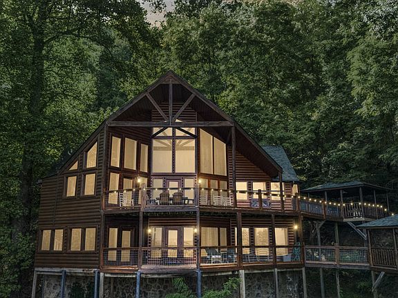 4th image of 3280 Balsam Slopes Rd