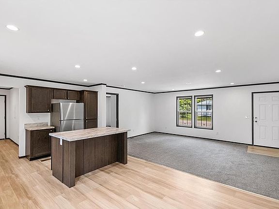 2nd image of 215 McKay Ave N #2