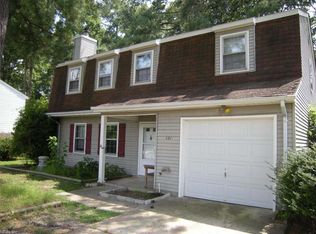 121 Lambert Dr, Newport News, VA 23602