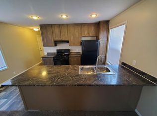 10 Swallow Ct #78, Lake Orion, MI 48359