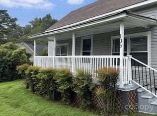 103 Fairview St, Clover, SC 29710