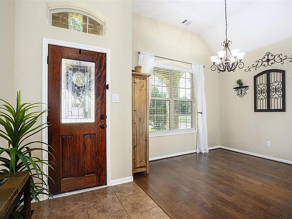 Entry way. Let's take a tour of the home.