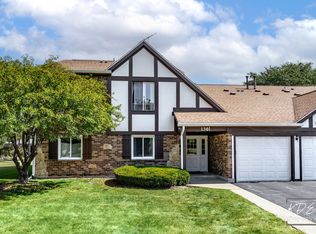 1301 S Williams St APT 2, Westmont, IL 60559