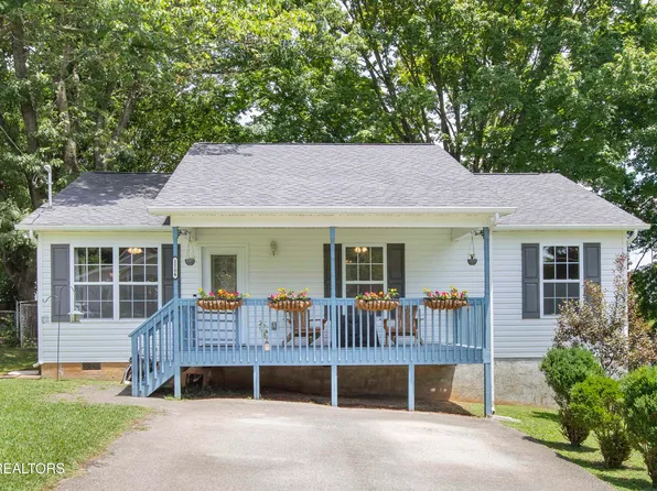 1104 Payne Rd, Knoxville, TN 37914