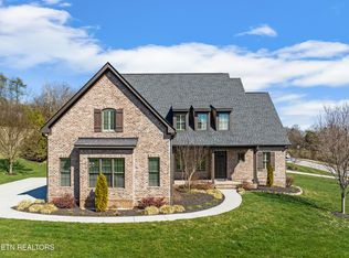 12301 Green Mountain Dr, Farragut, TN 37934