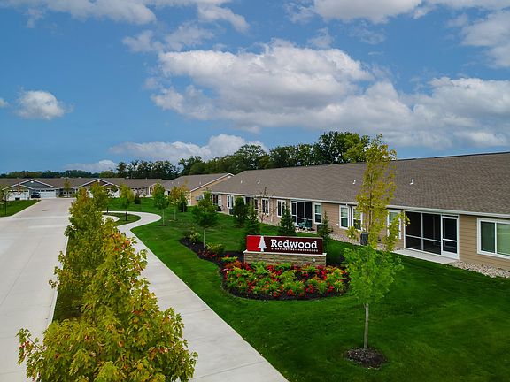 4th image of 1520 Market Place Dr #R2