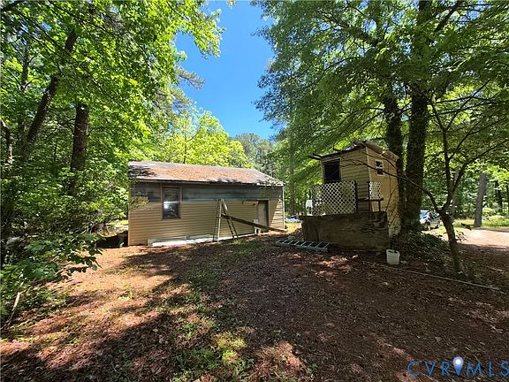 4th image of 9528 Old Stage Rd