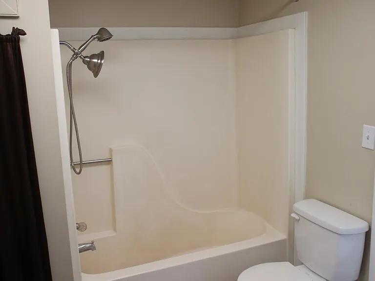 115 Pine St #1 — Photo 11