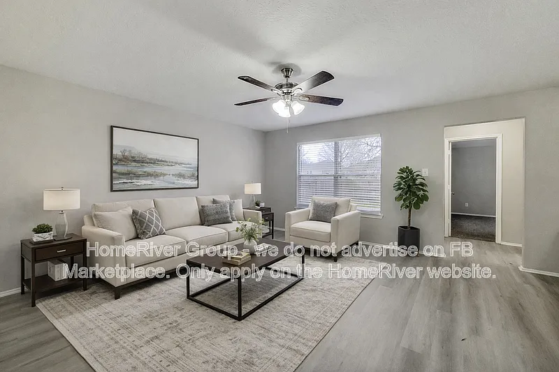 4 bed, 2.5 bath, 2264 sqft, $2,145 — Photo 2