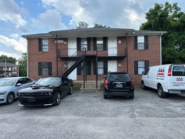 30 Sta Les Cv APT 4, Jackson, TN 38305