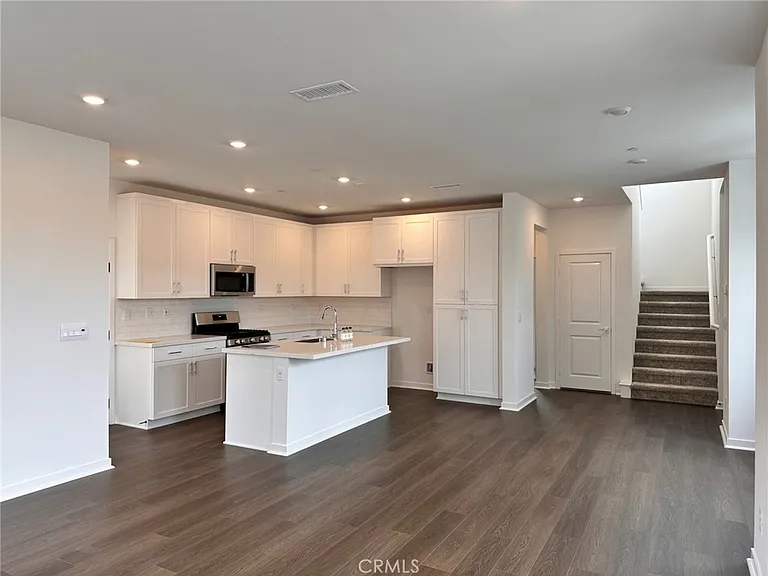 4014 Shada Ln — Photo 8