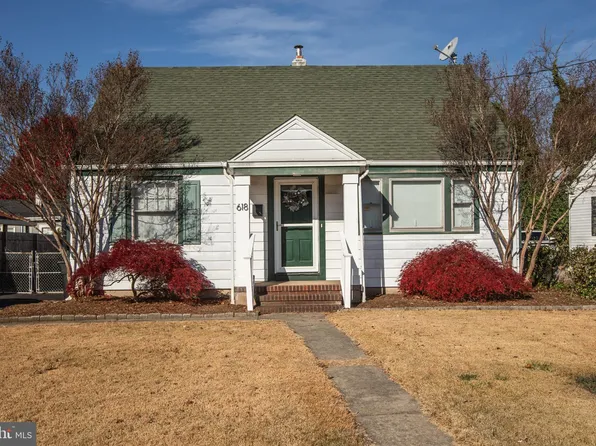 618 E Franklin St, Hamilton, NJ 08610