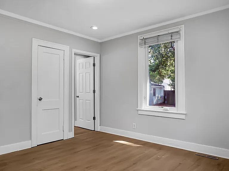 2135 Dorchester Rd — Photo 35