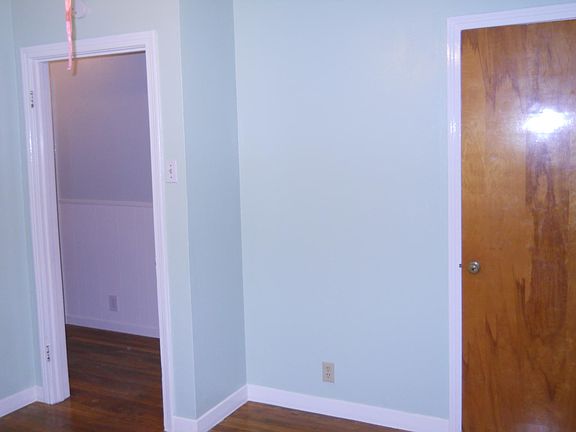 3rd image of 503 W Saint Johns Ave