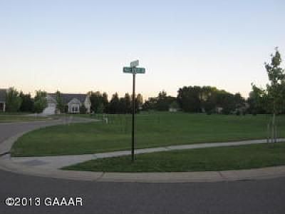 1st image of 930 White Spruce Ln NW