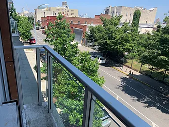 Rented by Chana Ofek, LREB