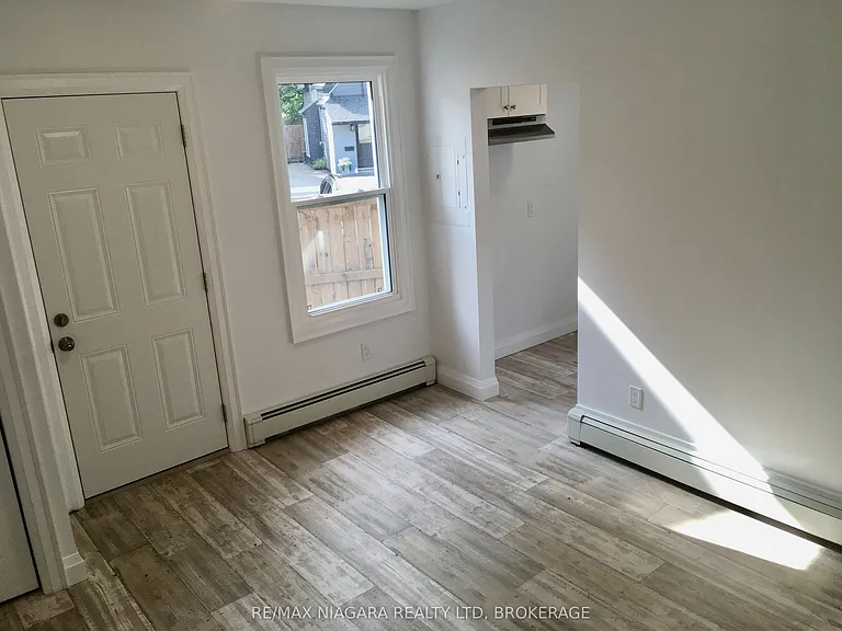 163 Welland Ave #REAR — Photo 16