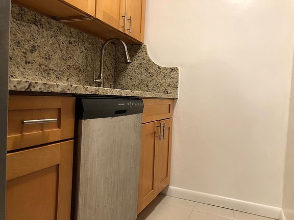3rd image of 1110 Stadium Ave APT 4D