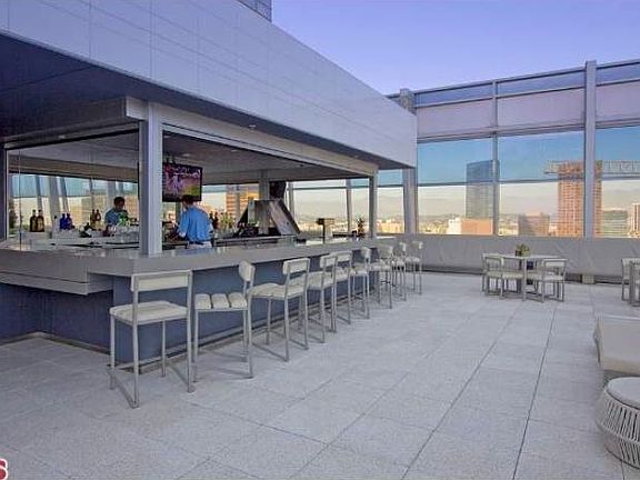 Pool Bar Area 26th Floor