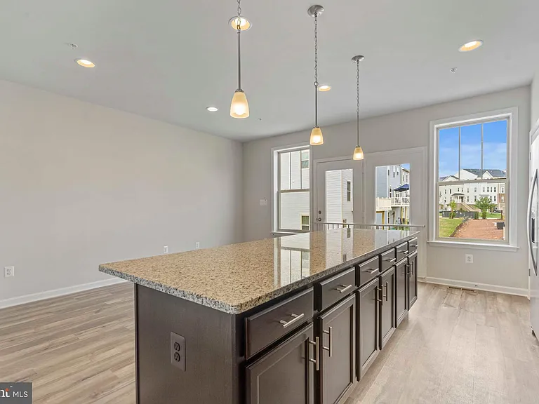 5907 Garden Walk Dr — Photo 14