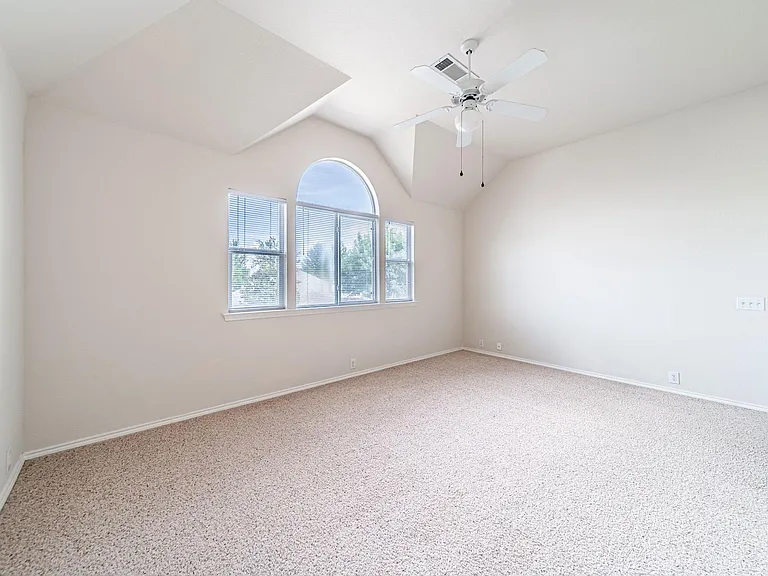 6870 Winston Dr — Photo 29